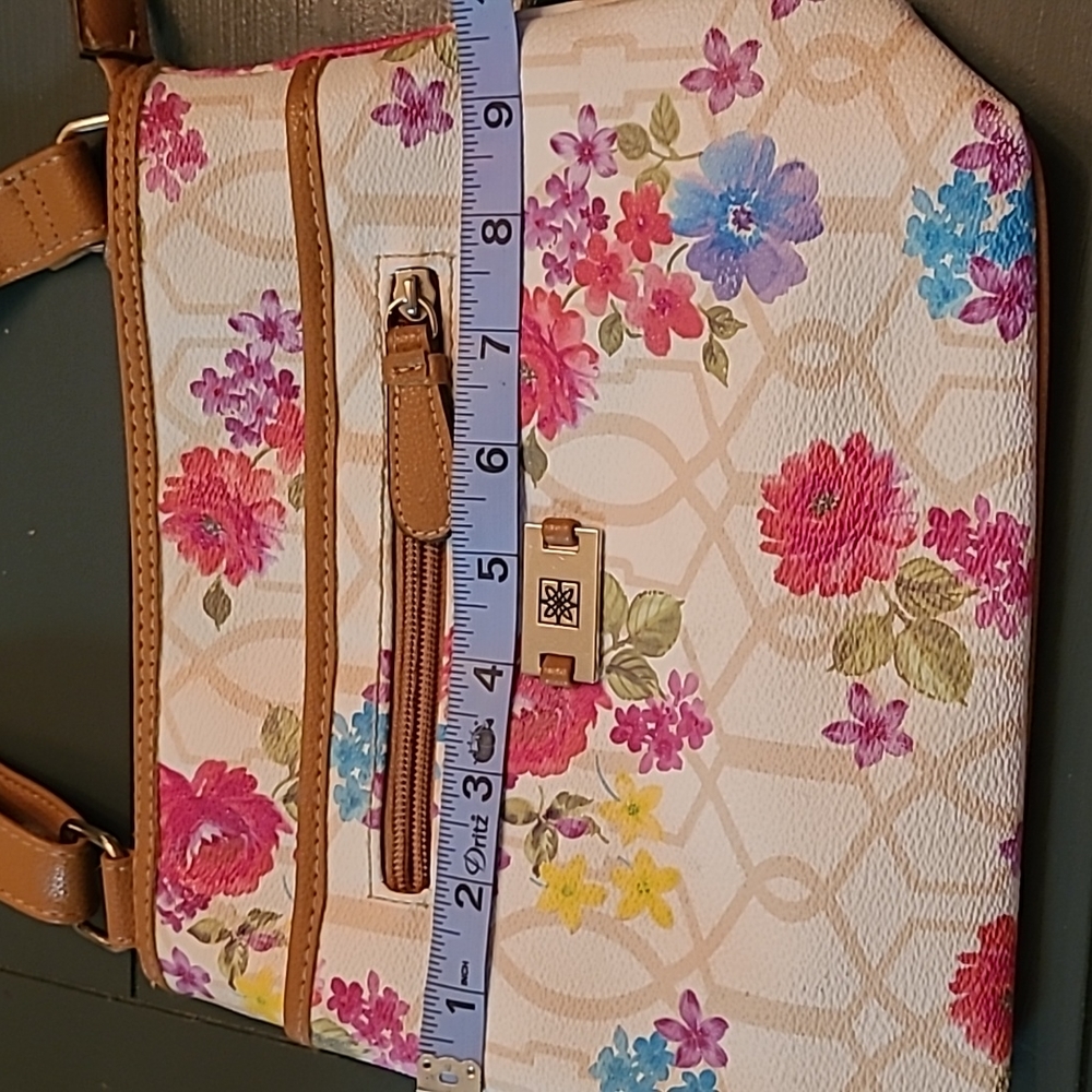 Spring Crossbody Purse Bundle (3) - Picture 4 of 15
